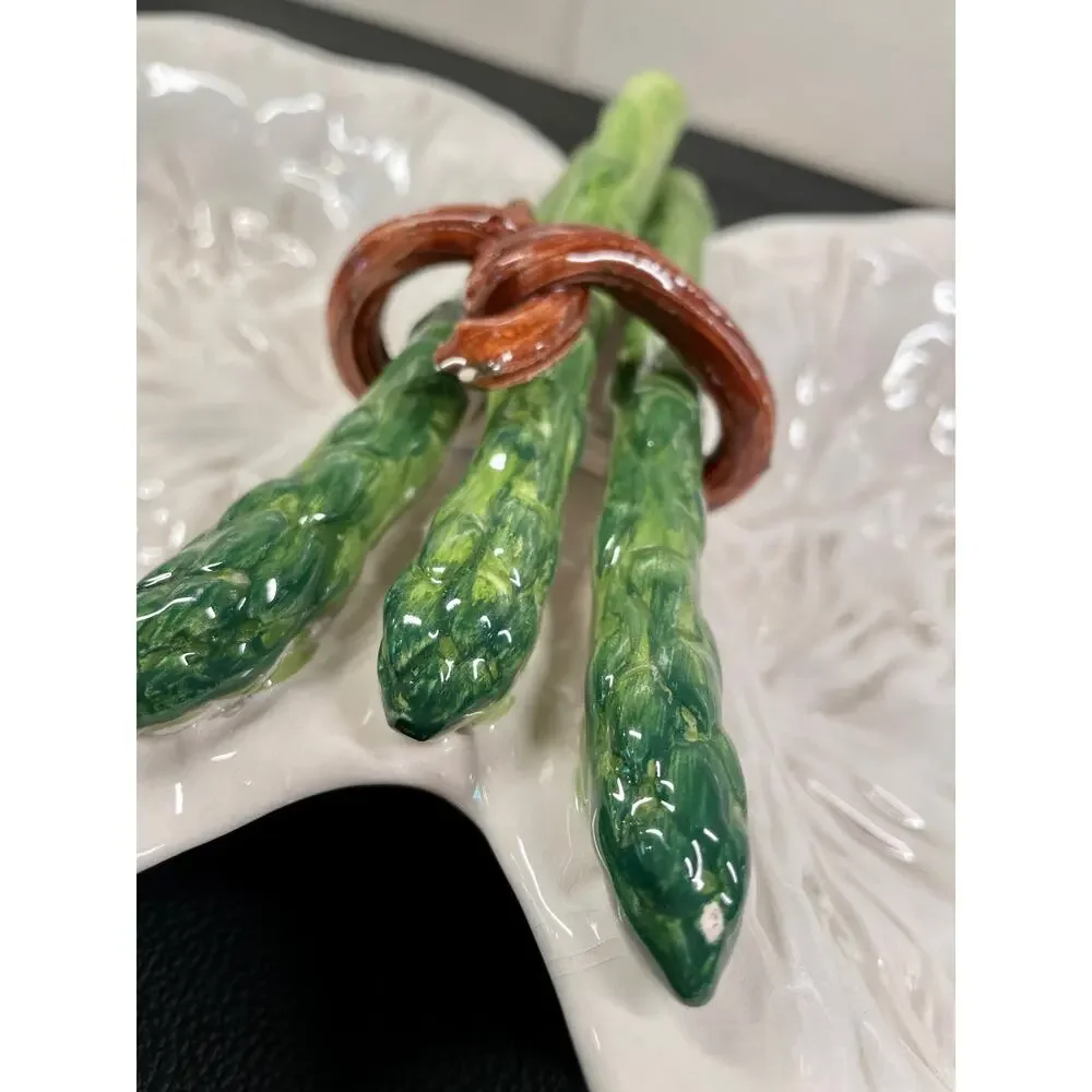 Italian Majolica Vietri Divided White Cabbage Leaf and Asparagus Dish